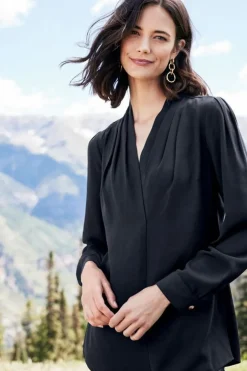 New Soft Surroundings Akira Blouse
