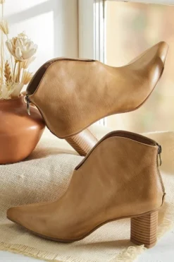 Discount Soft Surroundings Antelope Hope Bootie Taupe