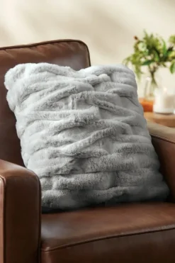 New Soft Surroundings La Parisienne Faux Fur Pillow