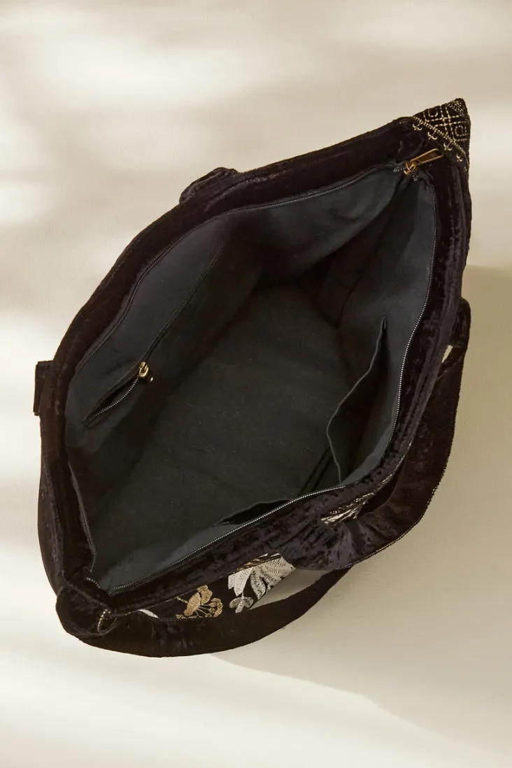 Discount Soft Surroundings Lenora Embroidered Tote Black