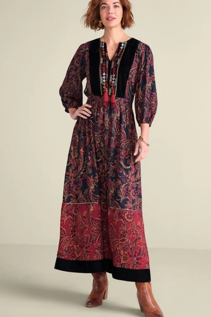 Outlet Soft Surroundings Quinn Maxi Dress FlowingPaisleyBlack+Red