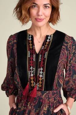 Outlet Soft Surroundings Quinn Maxi Dress FlowingPaisleyBlack+Red