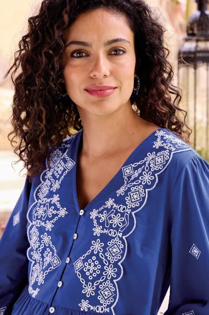 Discount Soft Surroundings Shona Embroidered Top SodaliteBlue