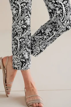 Hot Soft Surroundings Soft Essential Superla Slim Leg Crop Pants